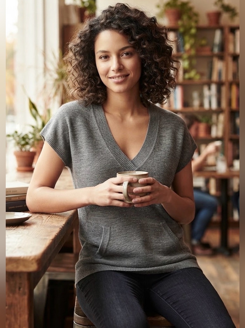 H&M - Gray V-Neck Short-Sleeve Knit Sweater with Pocket
